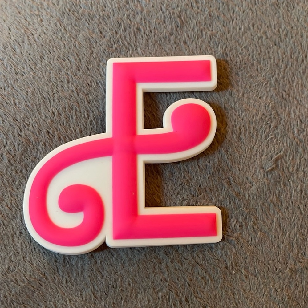 New Bogg Bag charm pink script E